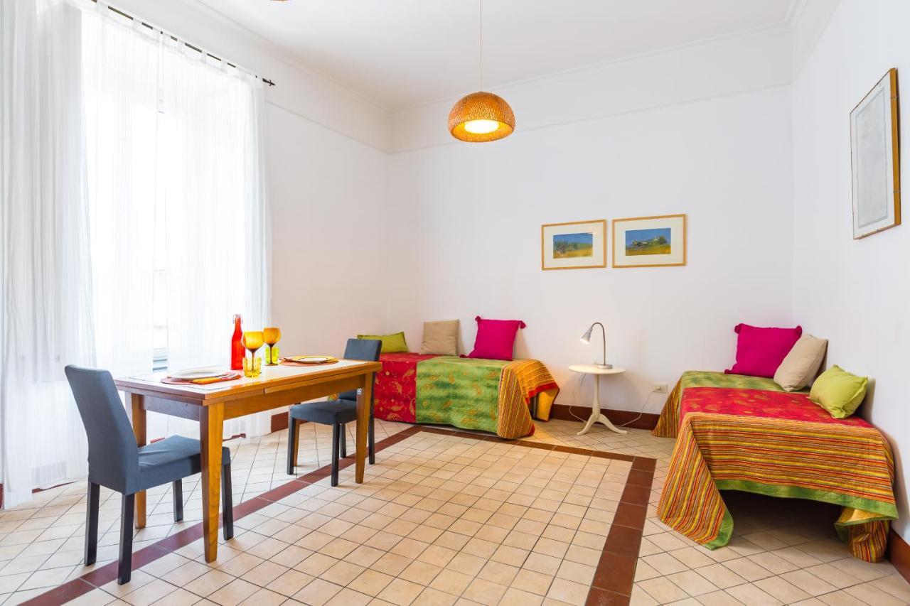 Lopez 20 A Big Family Apartment By Napoliapartments Экстерьер фото