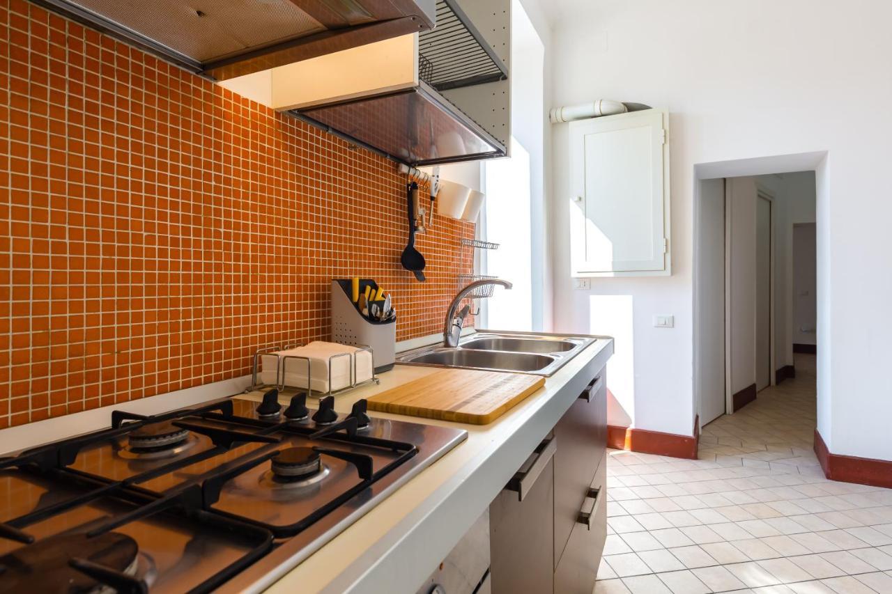 Lopez 20 A Big Family Apartment By Napoliapartments Экстерьер фото